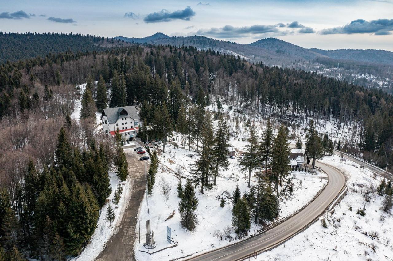 Complex Hotelier Cota O Mie Sinaia Eksteriør billede