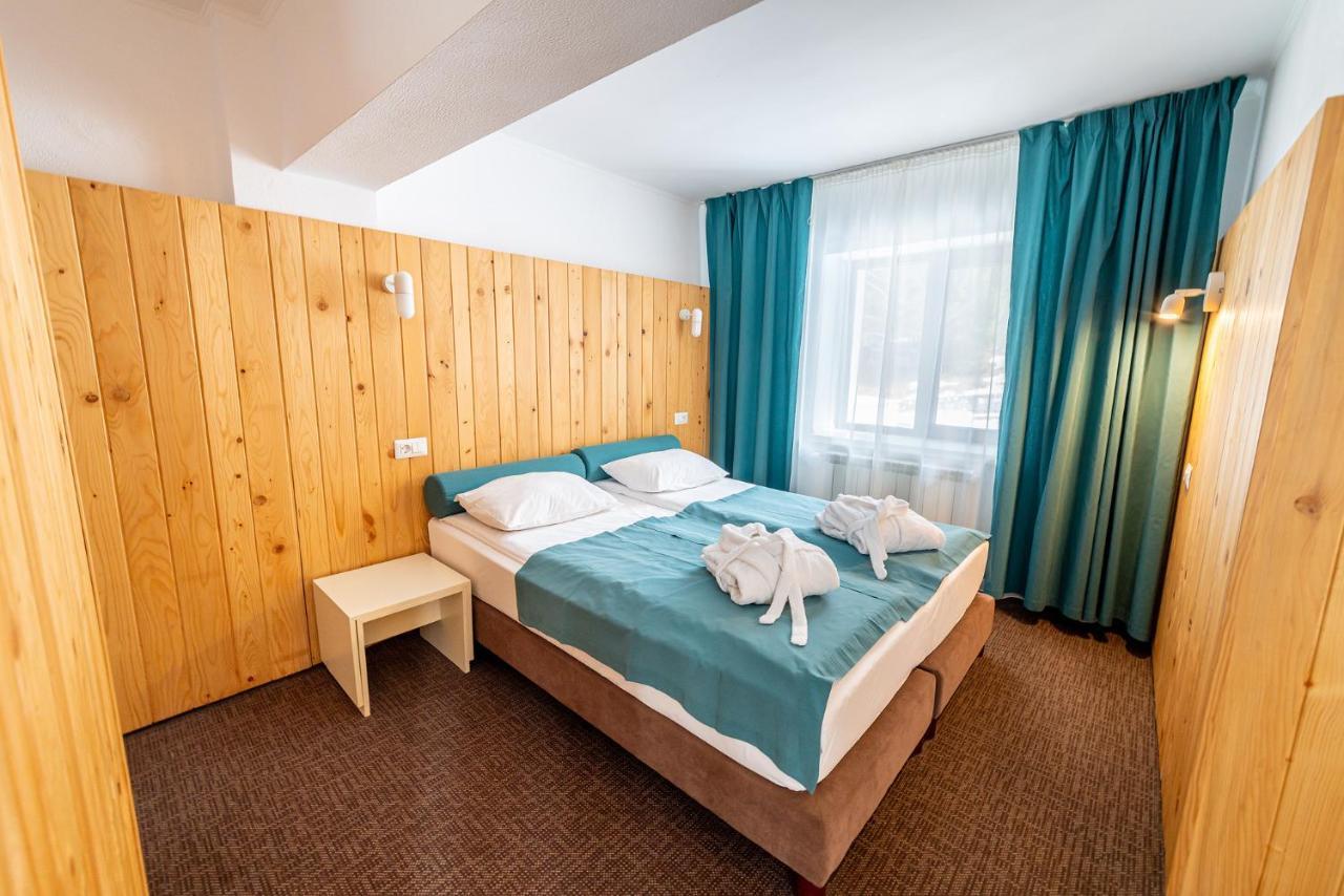 Complex Hotelier Cota O Mie Sinaia Eksteriør billede