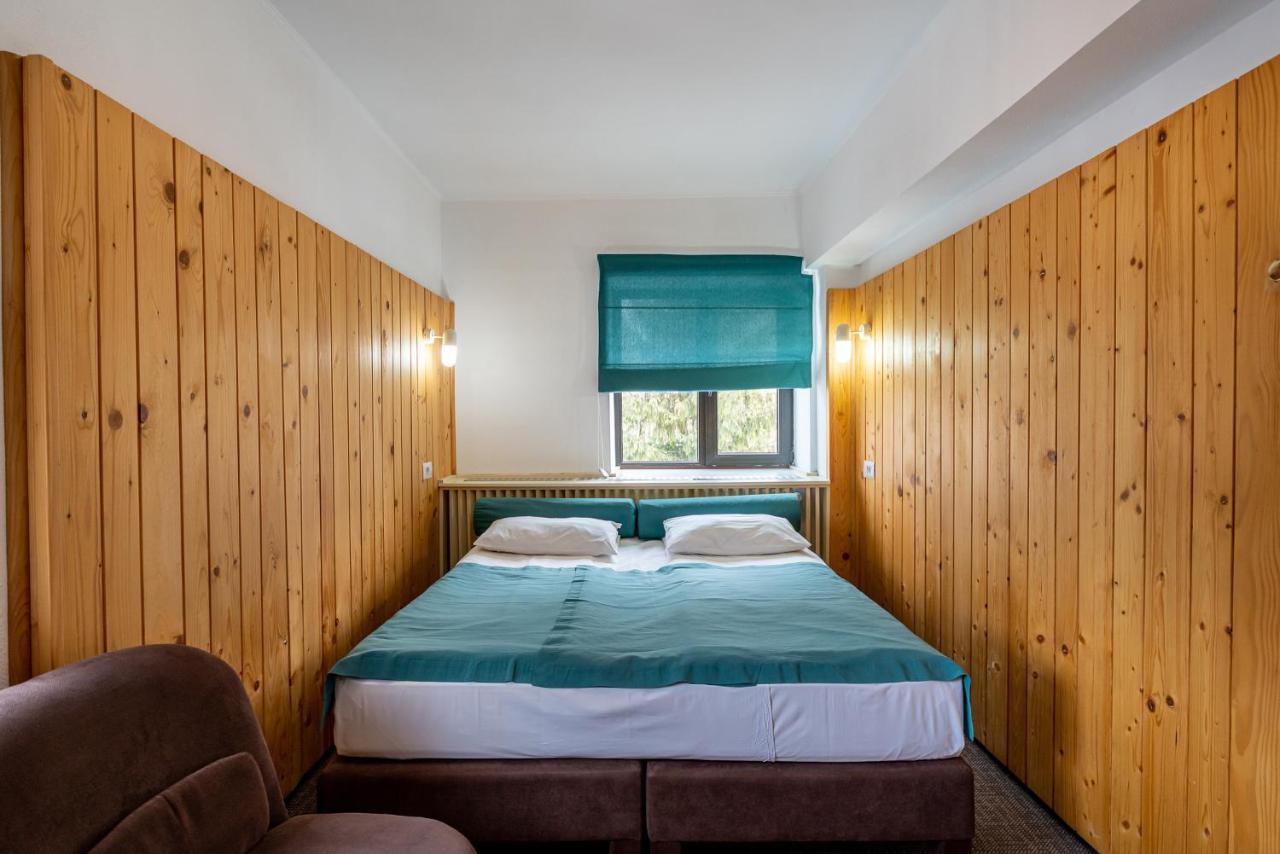 Complex Hotelier Cota O Mie Sinaia Eksteriør billede