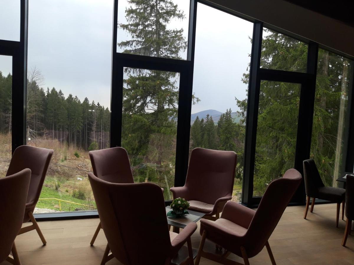 Complex Hotelier Cota O Mie Sinaia Eksteriør billede